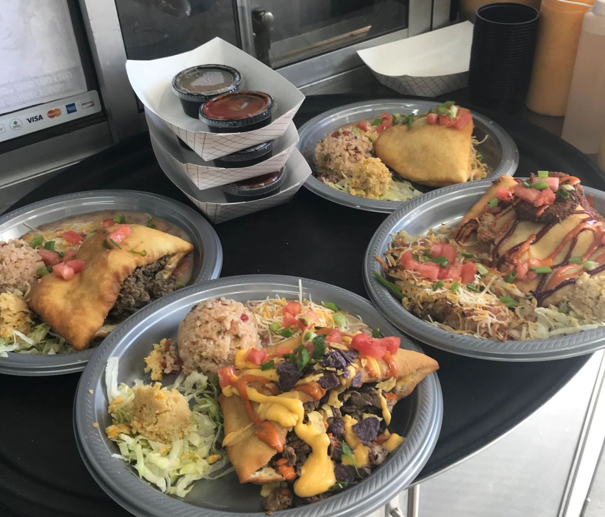 Fresh plates lined up in the truck's service window